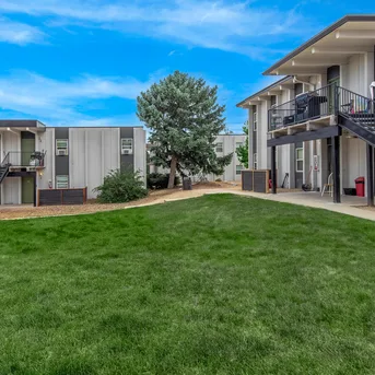 Landscaped courtyard at Julian Square Apartments